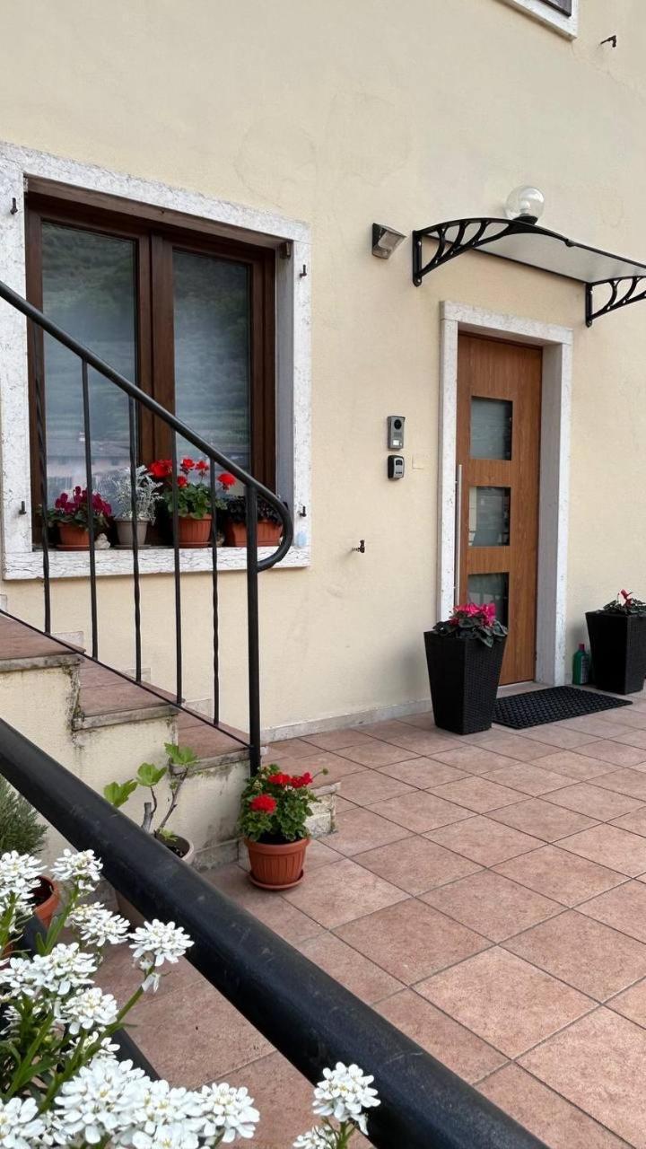 Garda View Apartment Tenno Exterior foto